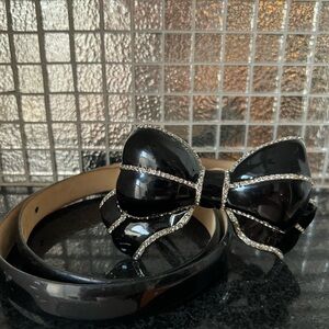 Kenneth Jay Lane Black leather Belt with Rhinestone Bow Italy small Y2K